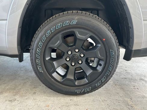 Used 2025 RAM 1500 Big Horn AWD/4WD image 16