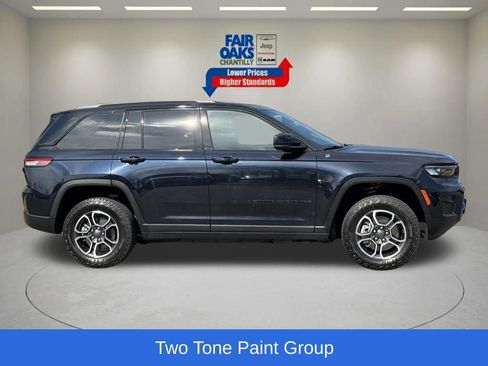 Used 2023 Jeep Grand Cherokee Trailhawk AWD/4WD image 5