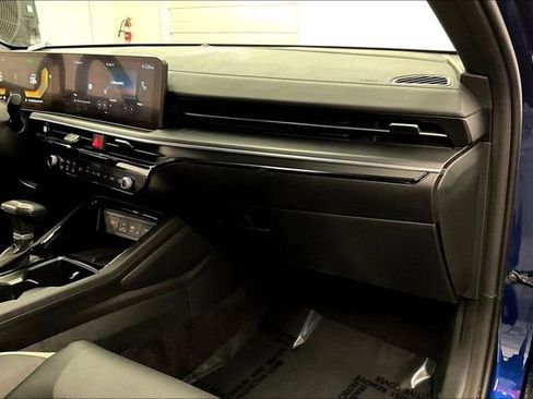 Used 2025 Kia K5 GT-Line w/ GT-Line Premium Package AWD/4WD image 19
