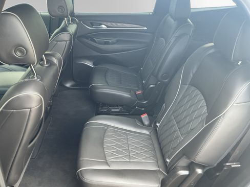 Used 2024 Buick Enclave Avenir w/ Avenir Technology Package AWD/4WD image 13