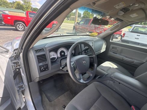 Used 2005 Dodge Dakota SLT image 17