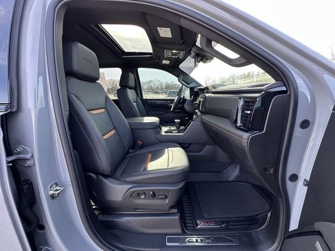 Used 2025 GMC Sierra 1500 AT4 w/ AT4 Preferred Package image 25