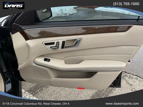 Used 2016 Mercedes-Benz E 350 Sedan w/ Premium Package image 25