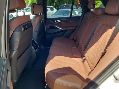 Used 2026 BMW X5 xDrive40i AWD/4WD image 13