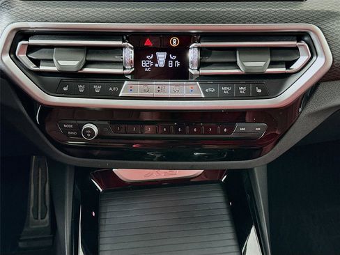 Certified 2022 BMW X3 xDrive30i w/ M Sport Package 2 image 16