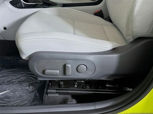 Certified 2024 Hyundai Kona SEL FWD image 19