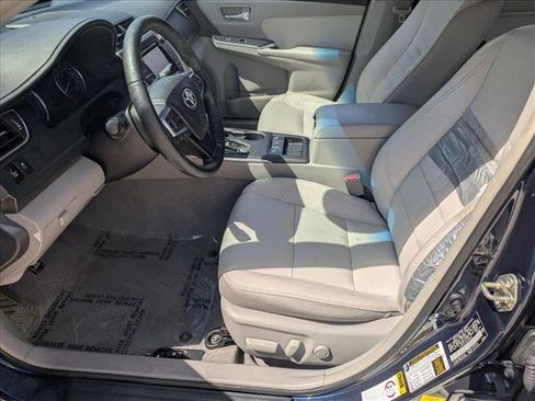 Used 2016 Toyota Camry XLE w/ Moonroof Package image 13