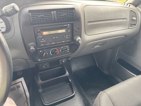 Used 2011 Ford Ranger Sport RWD image 19
