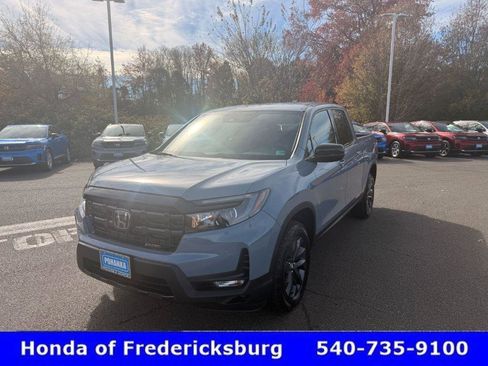 Certified 2025 Honda Ridgeline Sport image 2