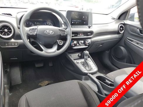 Used 2023 Hyundai Kona SEL image 11