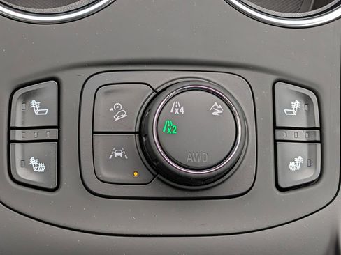 Used 2024 GMC Terrain SLT w/ Elevation Edition AWD/4WD image 46