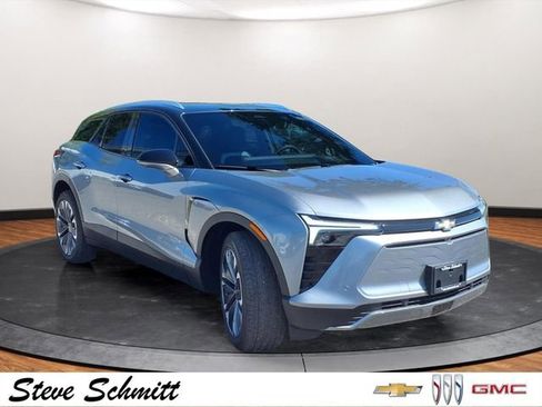 New 2026 Chevrolet Blazer EV LT w/ Super Cruise Package FWD image 24