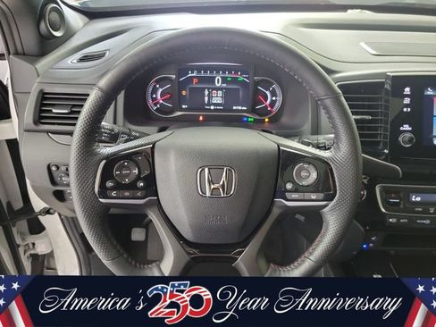 Used 2024 Honda Passport Black Edition image 19