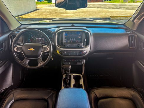 Used 2019 Chevrolet Colorado ZR2 AWD/4WD image 2