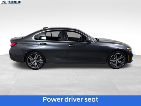 Used 2021 BMW 330i xDrive Sedan AWD/4WD image 6