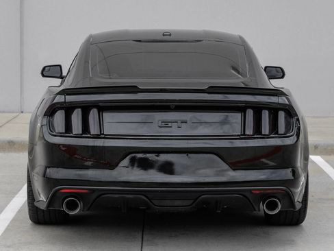 Used 2015 Ford Mustang GT Premium RWD image 10
