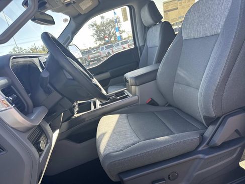 New 2026 Ford F250 XLT w/ XLT Premium Package image 8