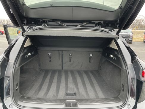 Used 2023 Buick Envision Essence w/ Technology Package I image 19