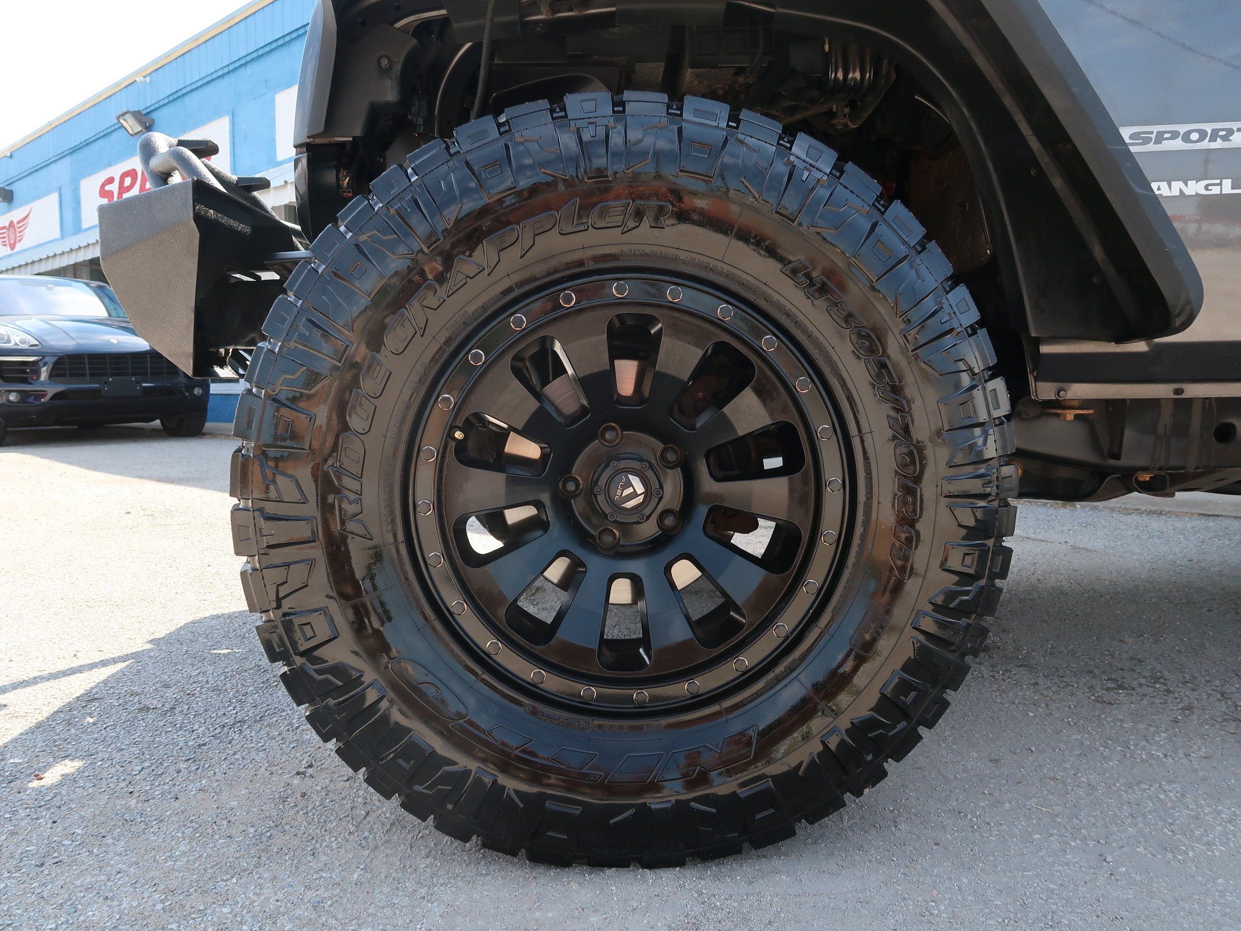 Used 2017 Jeep Wrangler Sport AWD/4WD image 25