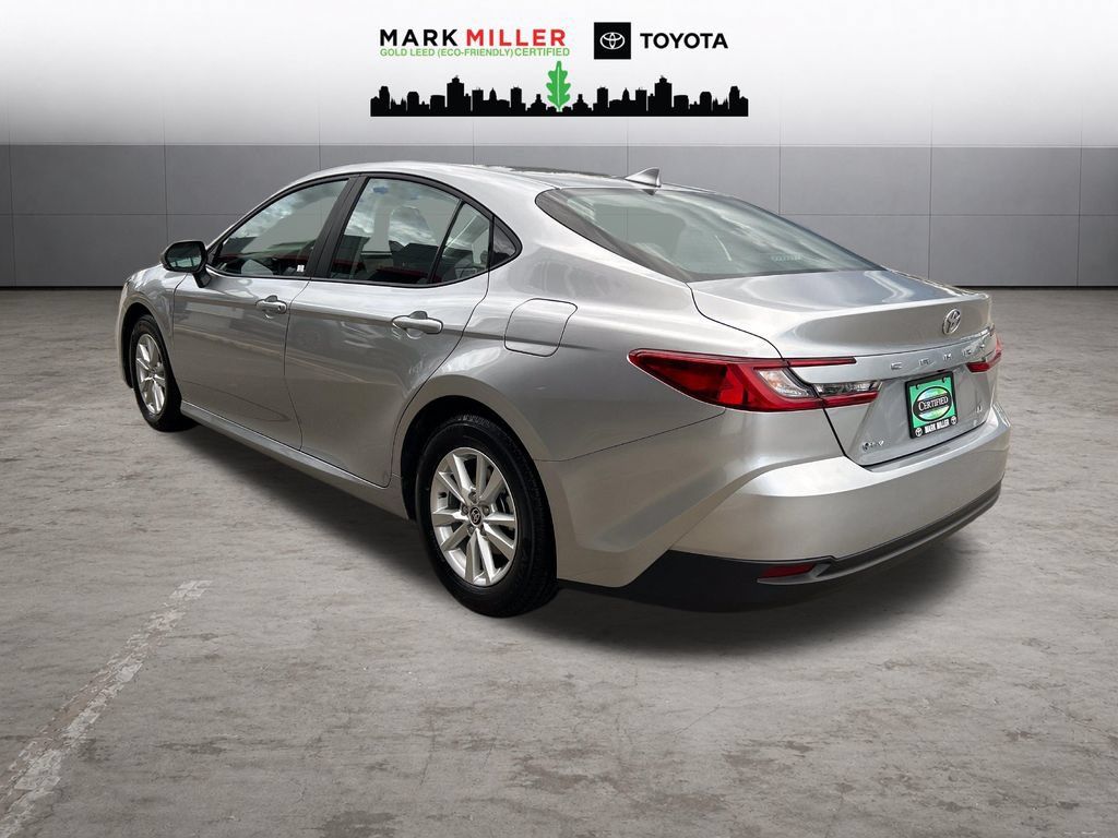 Used 2025 Toyota Camry LE FWD image 3