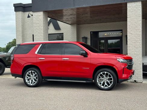 Used 2023 Chevrolet Tahoe LT w/ LT Signature Plus Package AWD/4WD image 16