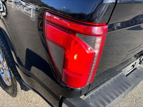 Used 2024 Ford F150 XLT w/ Mobile Office Package image 27