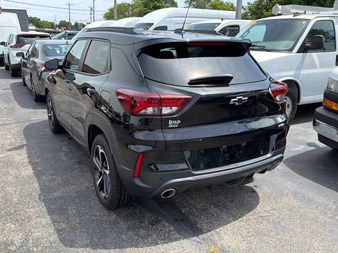 Used 2021 Chevrolet TrailBlazer RS w/ Sun and Liftgate Package FWD image 5