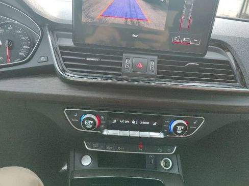 Used 2023 Audi Q5 2.0T Premium w/ Convenience Package image 37