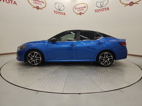 Used 2024 Nissan Sentra SR w/ SR Premium Package image 5