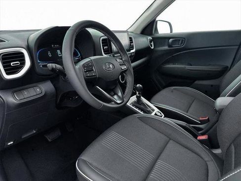 New 2026 Hyundai Venue SEL image 14