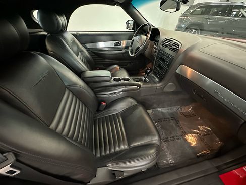 Used 2002 Ford Thunderbird image 11