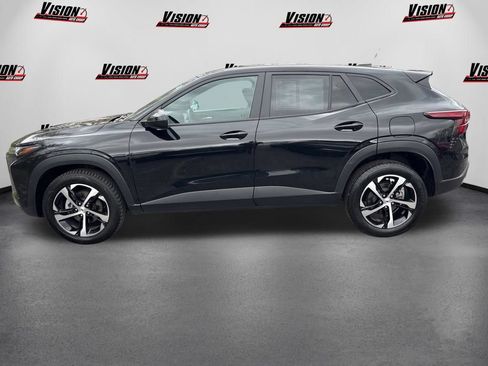 Used 2024 Chevrolet Trax RS w/ Driver Confidence Package FWD image 8
