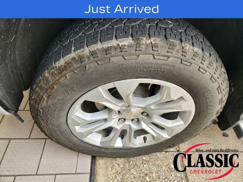 Used 2023 Chevrolet Silverado 1500 LTZ image 10