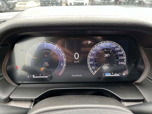 New 2025 Jeep Grand Cherokee Limited image 31