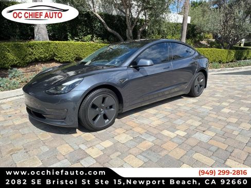 Used 2022 Tesla Model 3 Long Range image 1