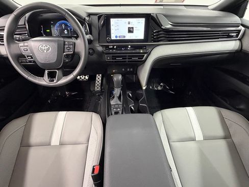 Used 2026 Toyota Camry SE FWD image 37