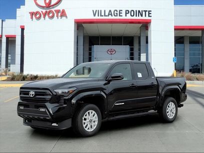 New 2025 Toyota Tacoma SR5