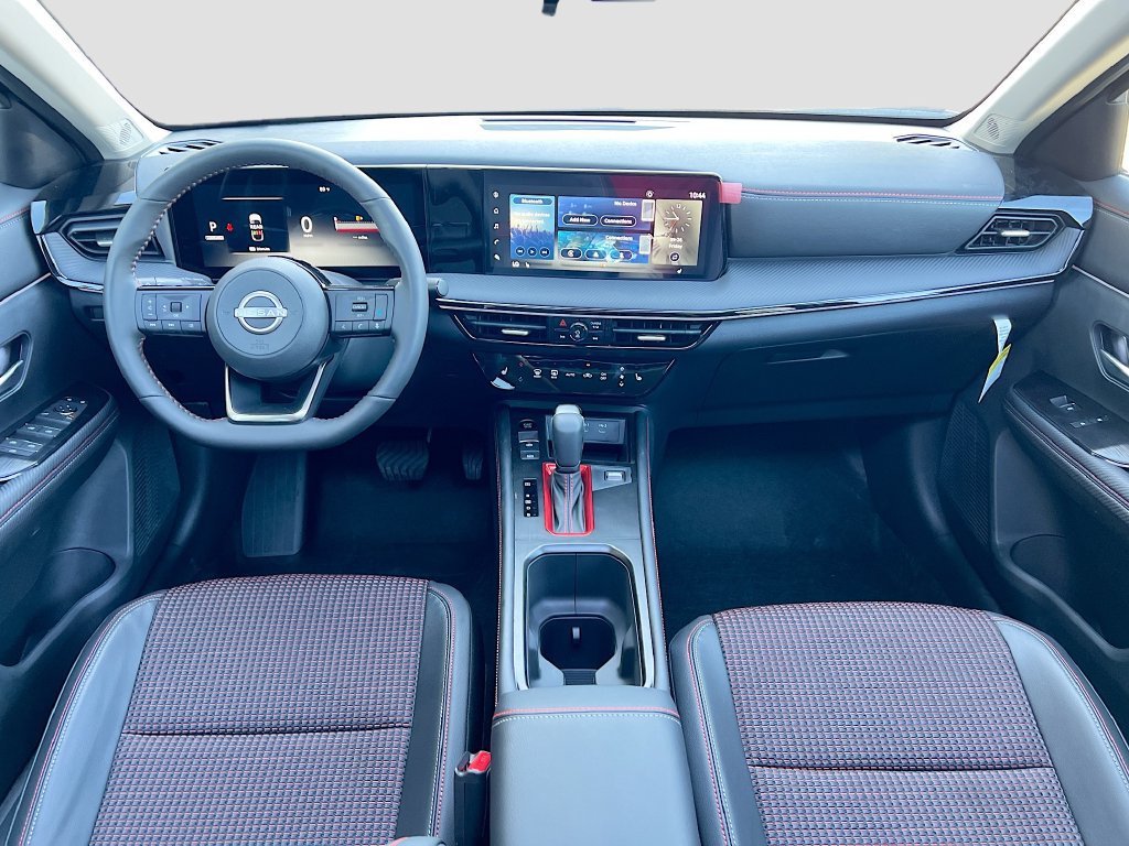 Used 2025 Nissan Kicks SR w/ SR Premium Package AWD/4WD image 21