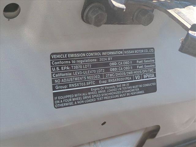 Used 2024 Nissan Pathfinder SV AWD/4WD image 26