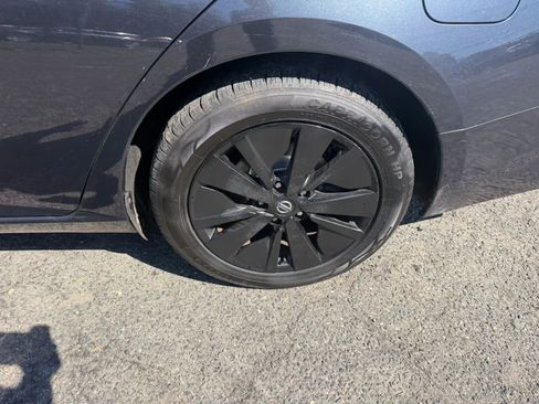 Used 2019 Nissan Altima 2.5 SL FWD image 9