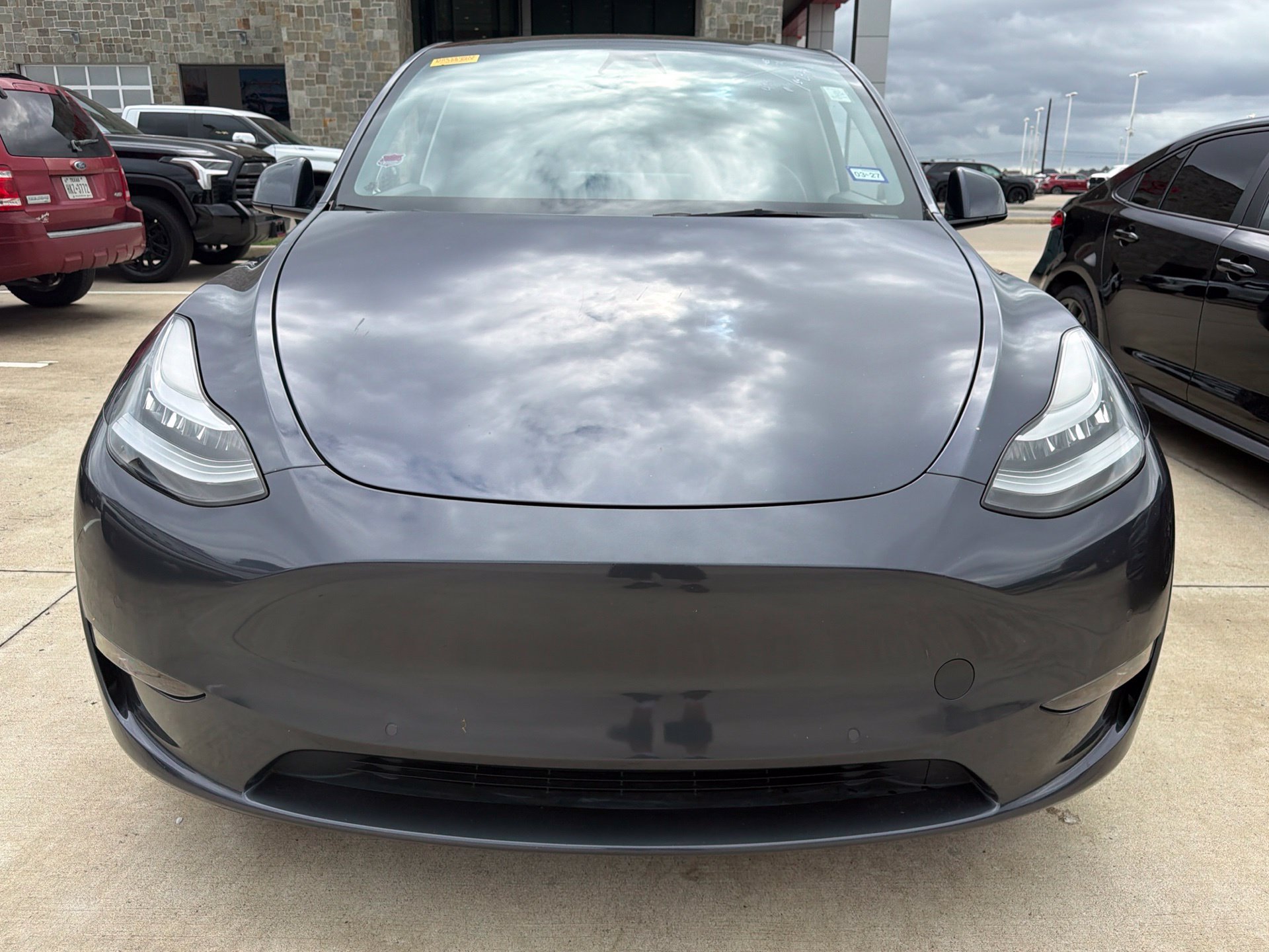 Used 2022 Tesla Model Y Long Range AWD/4WD image 8