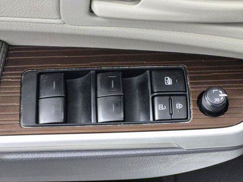 Certified 2023 Toyota Sienna LE FWD image 16