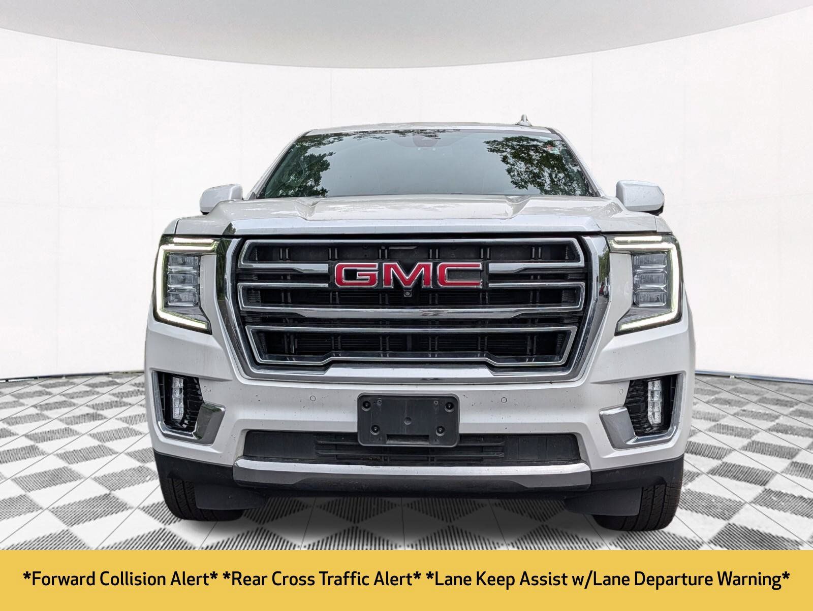 Used 2022 GMC Yukon SLT w/ SLT Premium Package AWD/4WD image 19