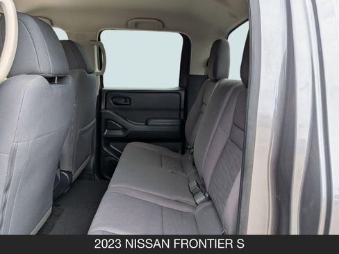 Used 2023 Nissan Frontier S w/ Technology Package RWD image 16