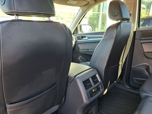 Used 2022 Volkswagen Atlas SE image 21