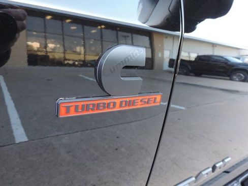 Used 2025 RAM 3500 Laramie image 12