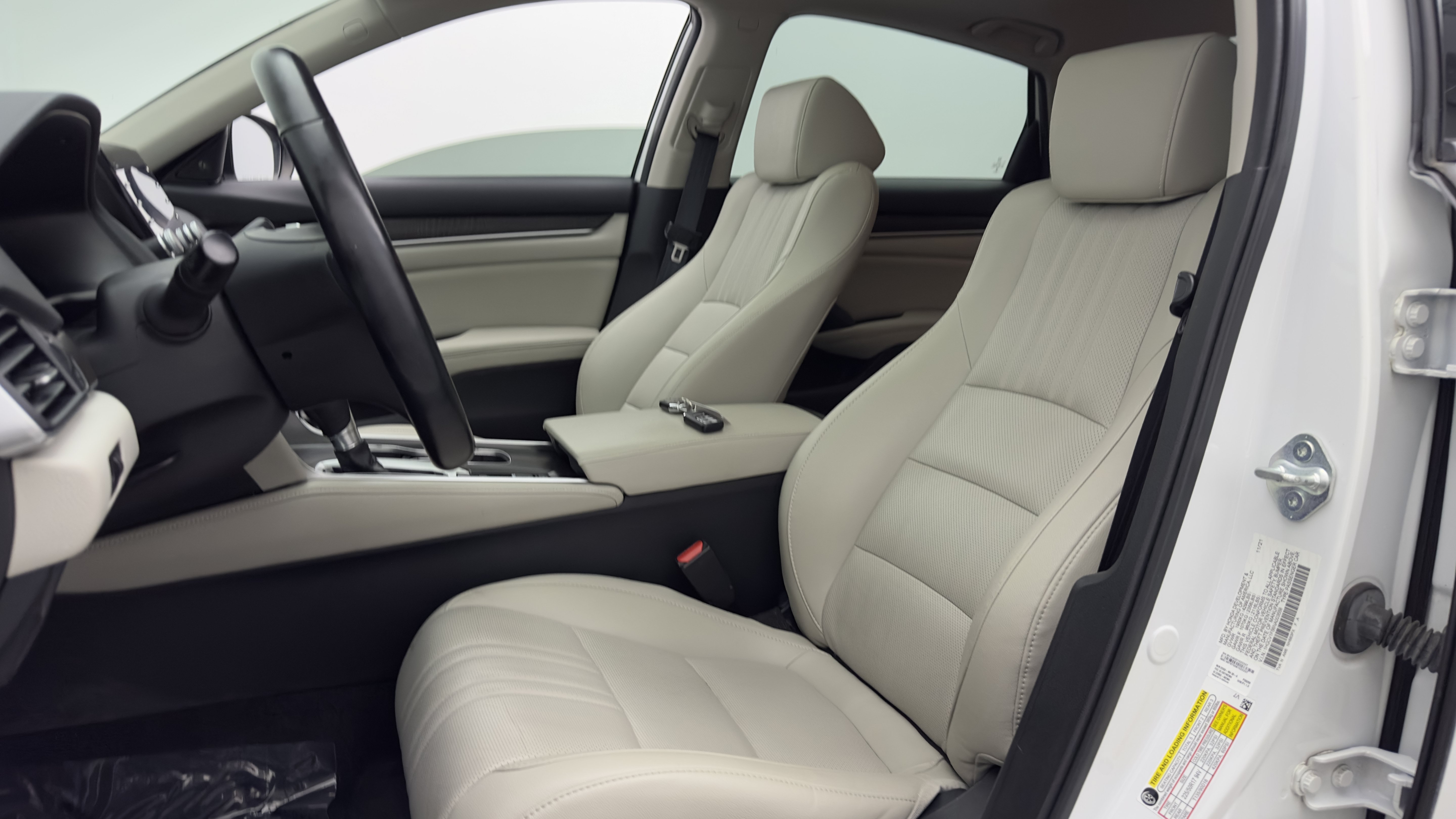 Used 2022 Honda Accord EX-L image 16