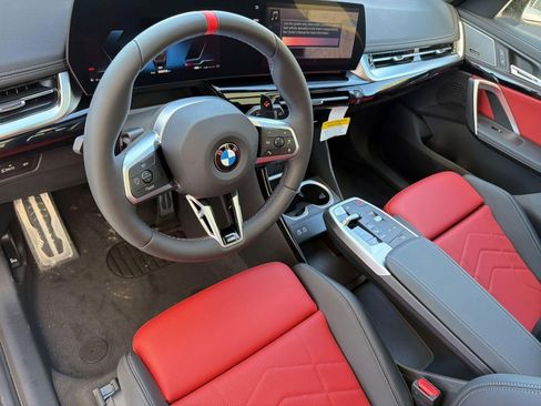Used 2026 BMW X1 M35i w/ Technology Package AWD/4WD image 4