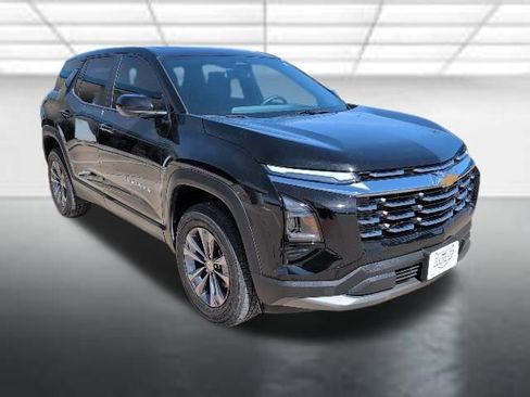 Used 2025 Chevrolet Equinox LT image 1