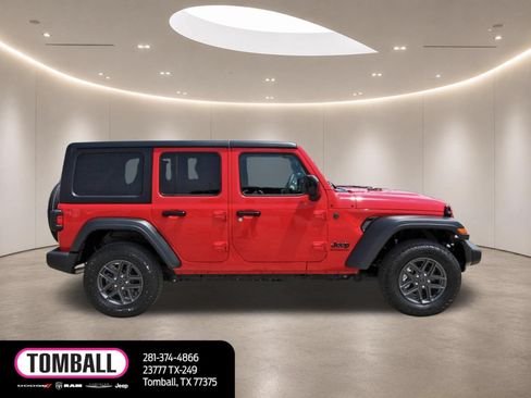 Used 2025 Jeep Wrangler Unlimited Sport AWD/4WD image 8